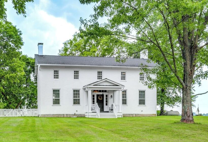 Vineyard Retreat At George Vest Historical Home