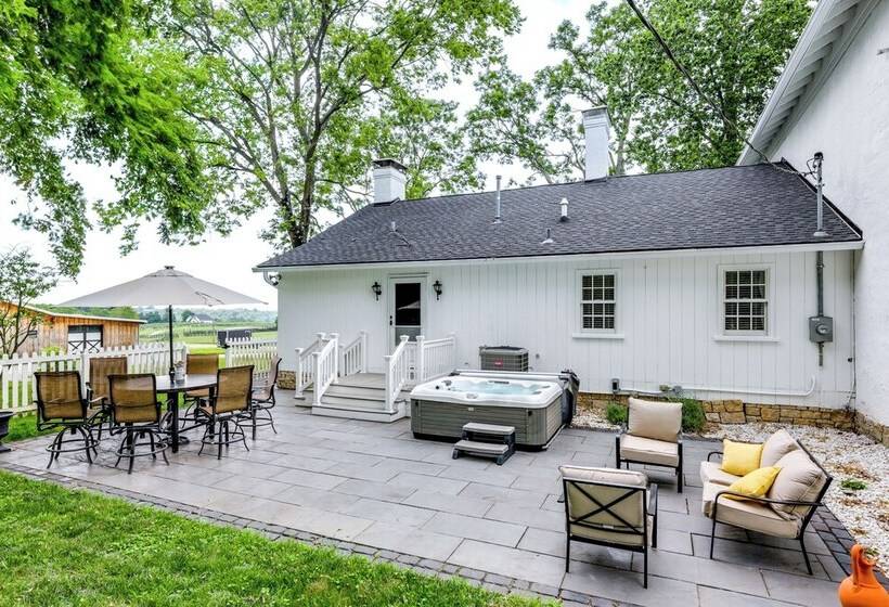 Vineyard Retreat At George Vest Historical Home