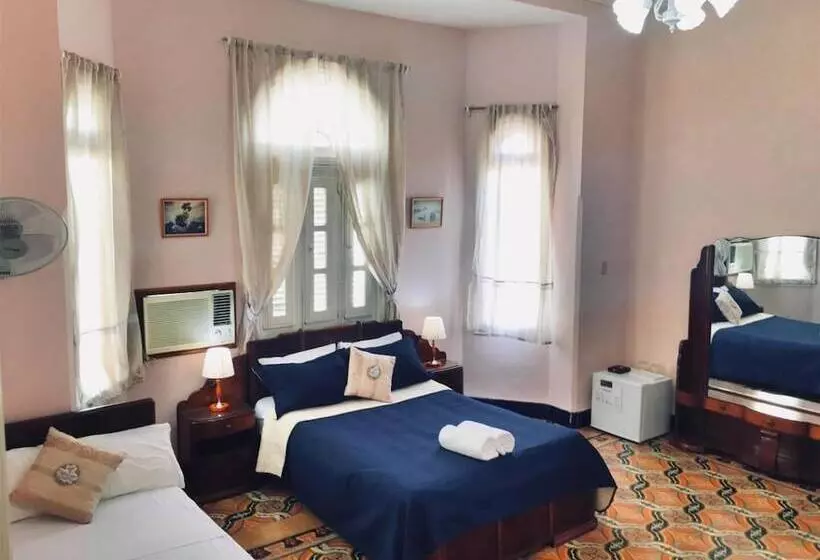 Yolanda's B&b