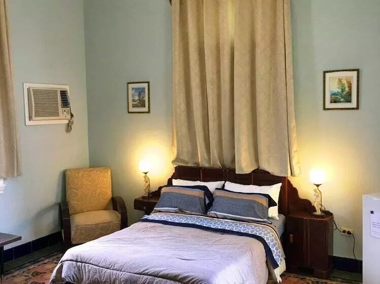 Yolanda's B&b