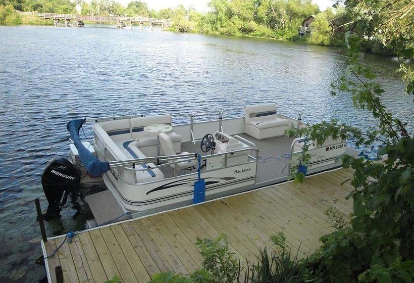 住宿加早餐 Red Bridge Inn