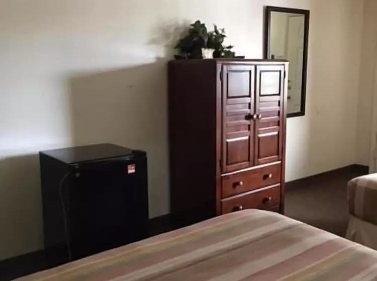 Dinner Bell Motel