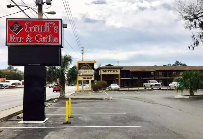 Dinner Bell Motel