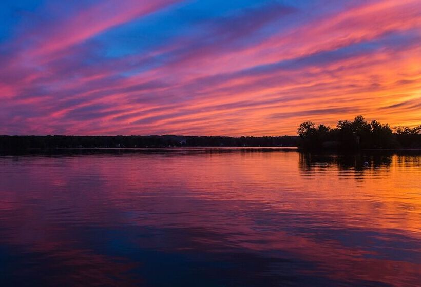 Edinboro Lake Resort Cabins