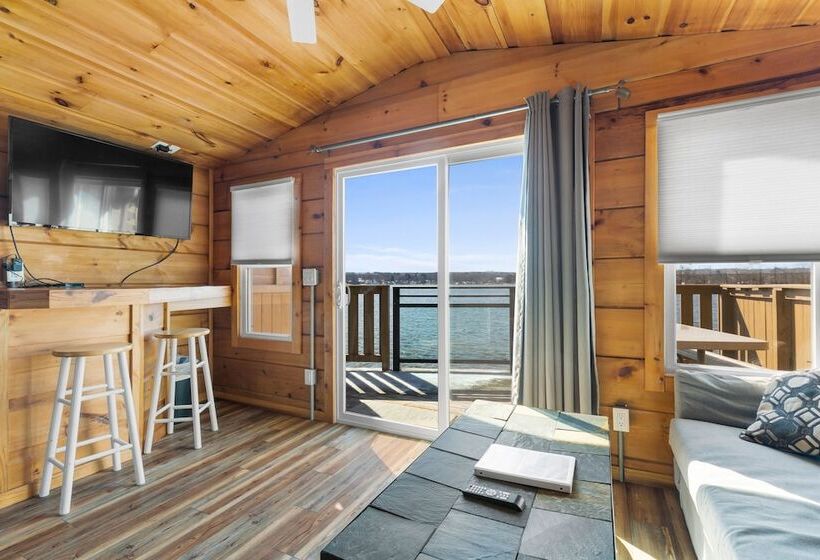 Edinboro Lake Resort Cabins