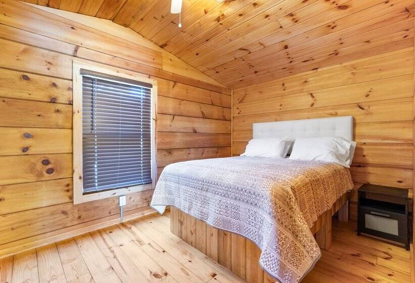 Edinboro Lake Resort Cabins