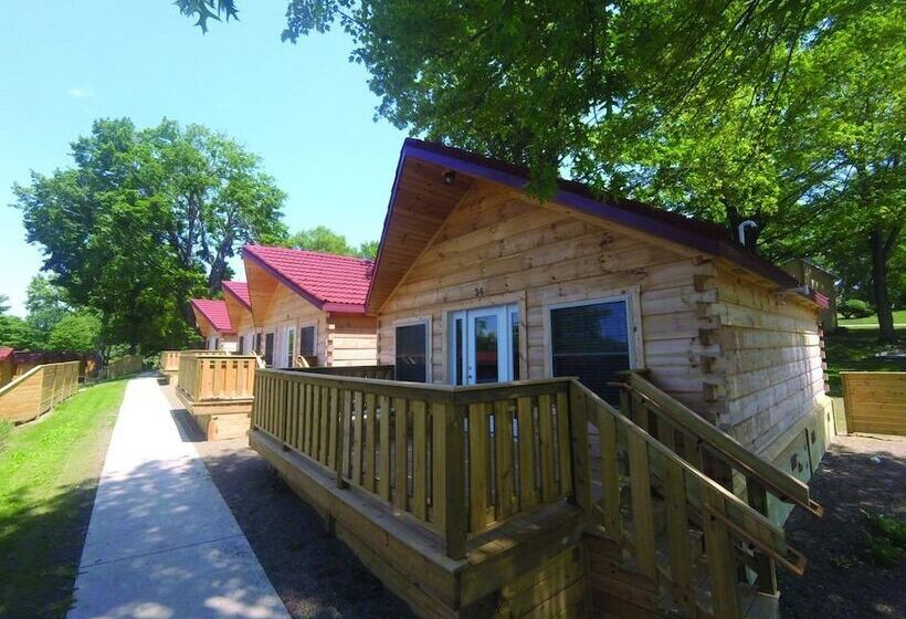 Edinboro Lake Resort Cabins