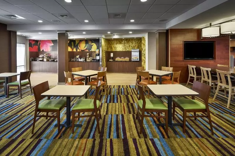 هتل Fairfield Inn & Suites By Marriott Alexandria,virginia