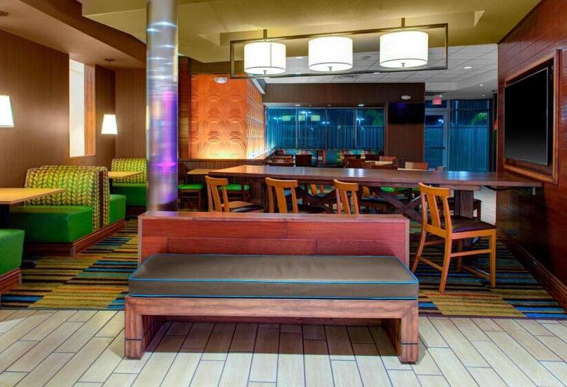 فندق Fairfield Inn & Suites By Marriott Bakersfield North/airport