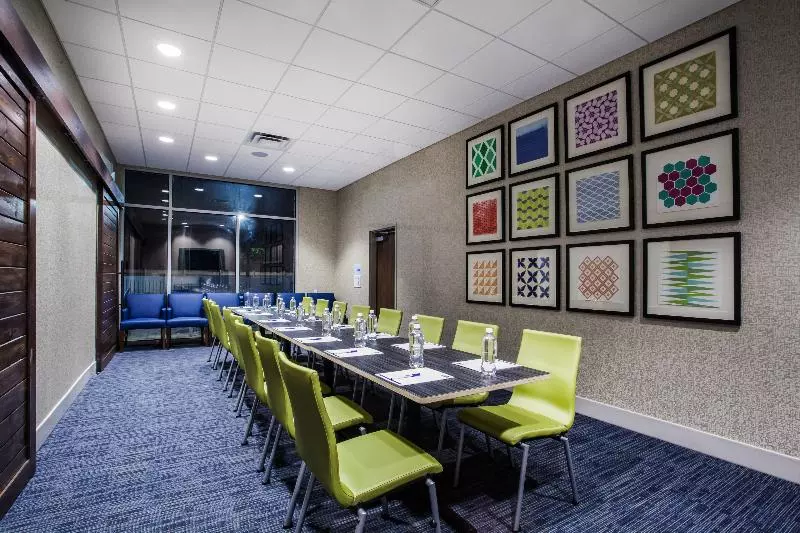 ホテル Holiday Inn Express Queensbury Lake George Area, An Ihg