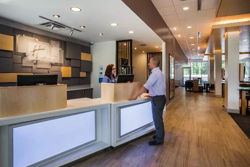 ホテル Holiday Inn Express Queensbury Lake George Area, An Ihg