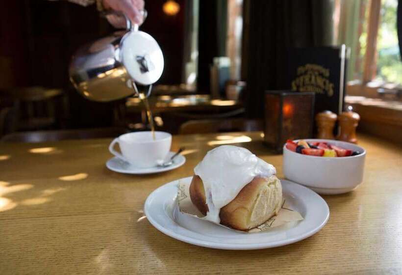 Szálloda Mcmenamins Old St. Francis School