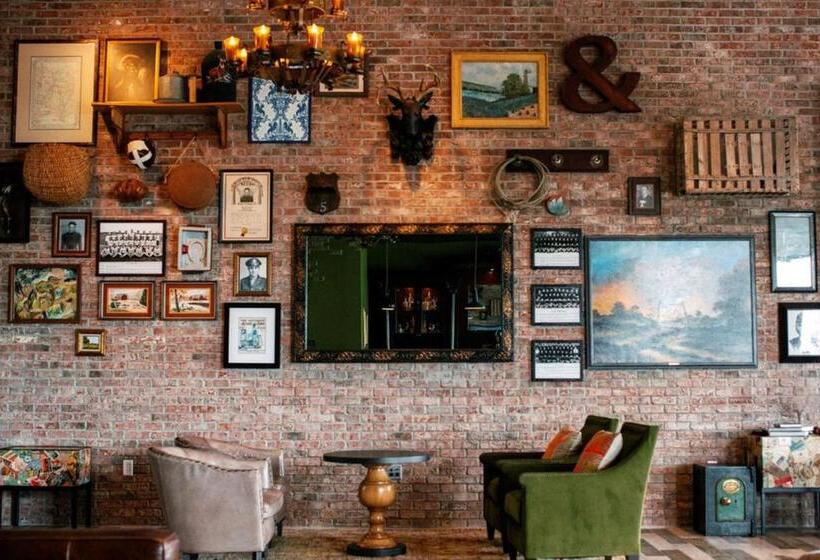 The Stella Hotel, Autograph Collection