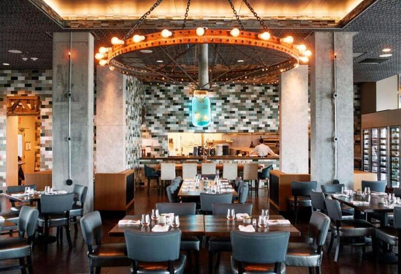 The Stella Hotel, Autograph Collection