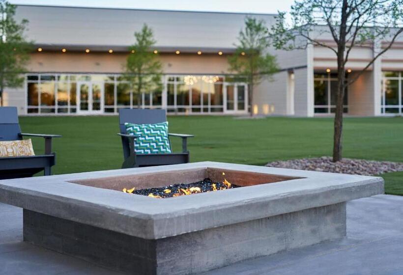 The Stella Hotel, Autograph Collection