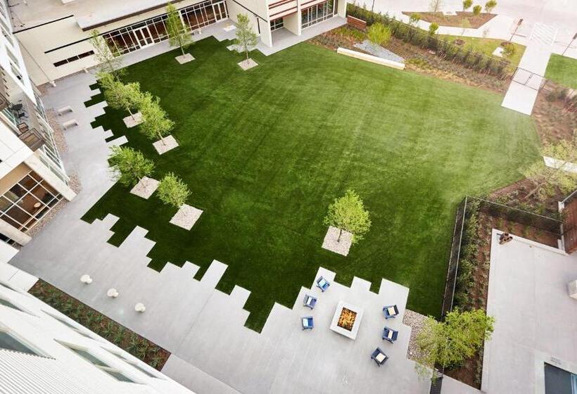 The Stella Hotel, Autograph Collection