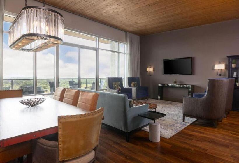 The Stella Hotel, Autograph Collection