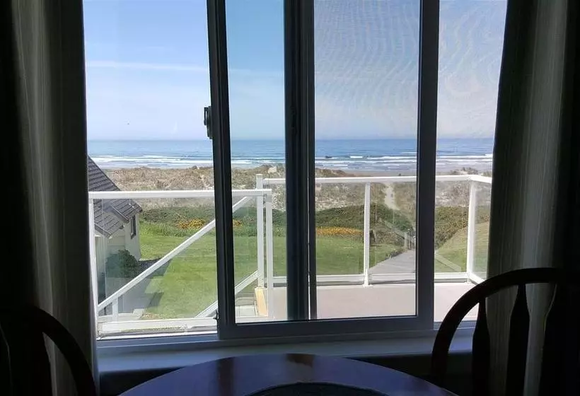 Hotelli Windermere On The Beach