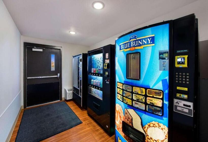 ホテル Woodspring Suites Columbus Southeast