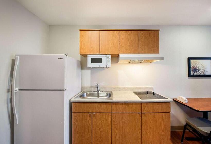 ホテル Woodspring Suites Columbus Southeast