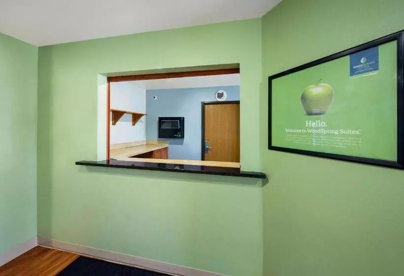 ホテル Woodspring Suites Columbus Southeast