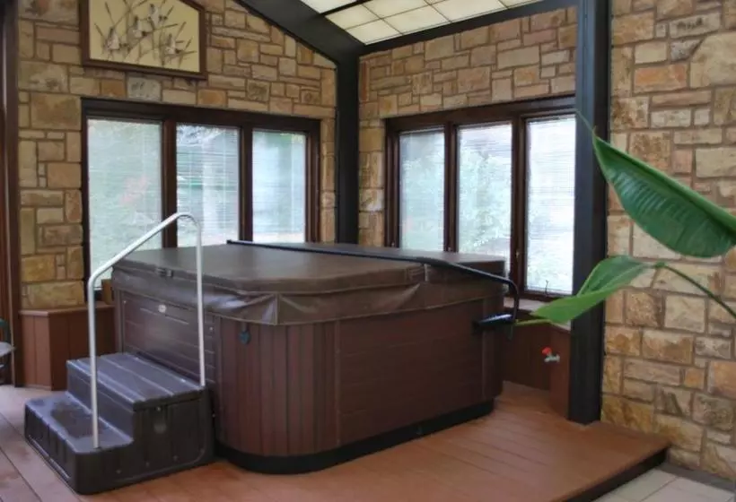 Lancaster Ridge Bed & Breakfast