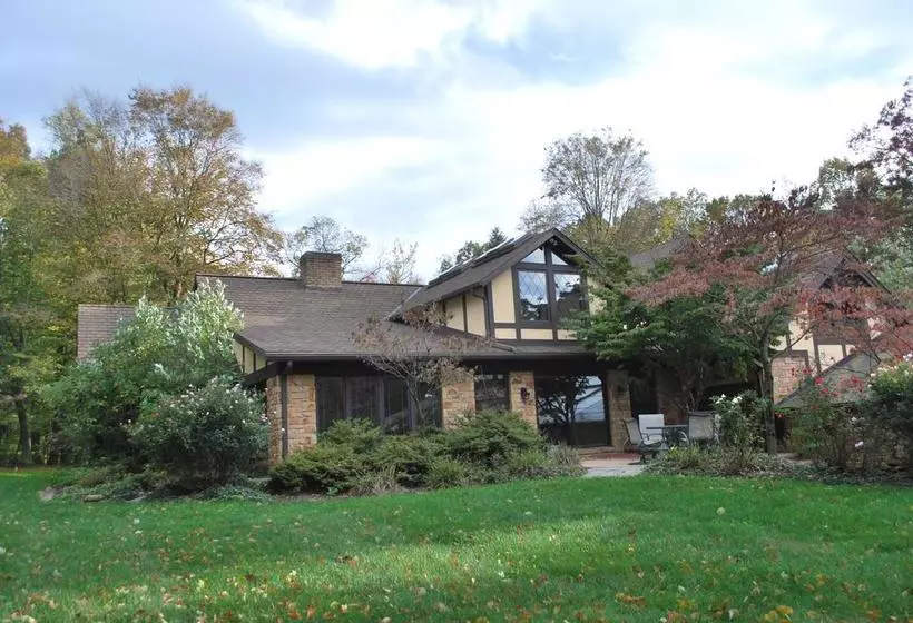 Lancaster Ridge Bed & Breakfast