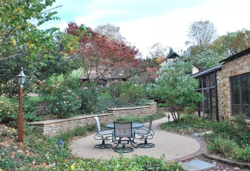 Lancaster Ridge Bed & Breakfast