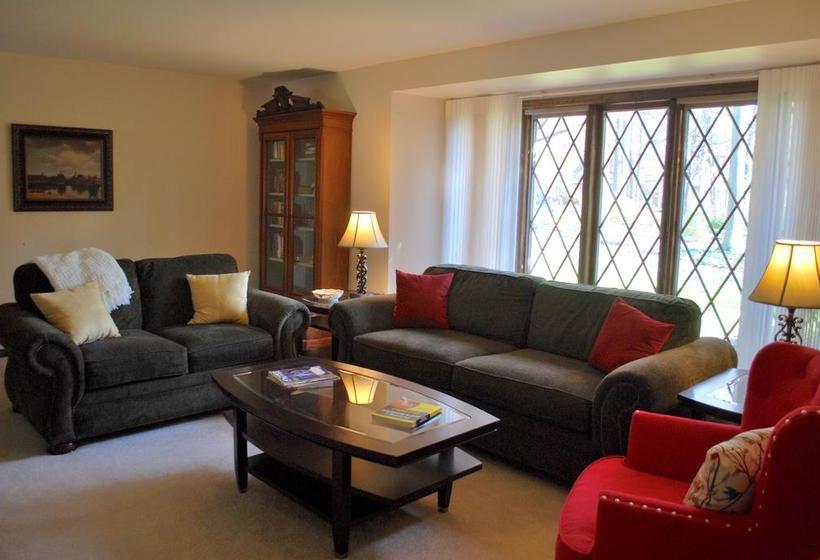 Lancaster Ridge Bed & Breakfast