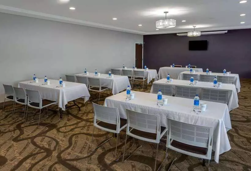 Microtel Inn & Suites By Wyndham Niagara Falls