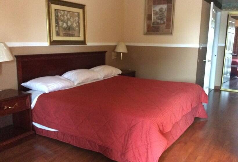 Мотель Village Inn