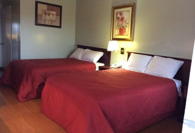 Мотель Village Inn