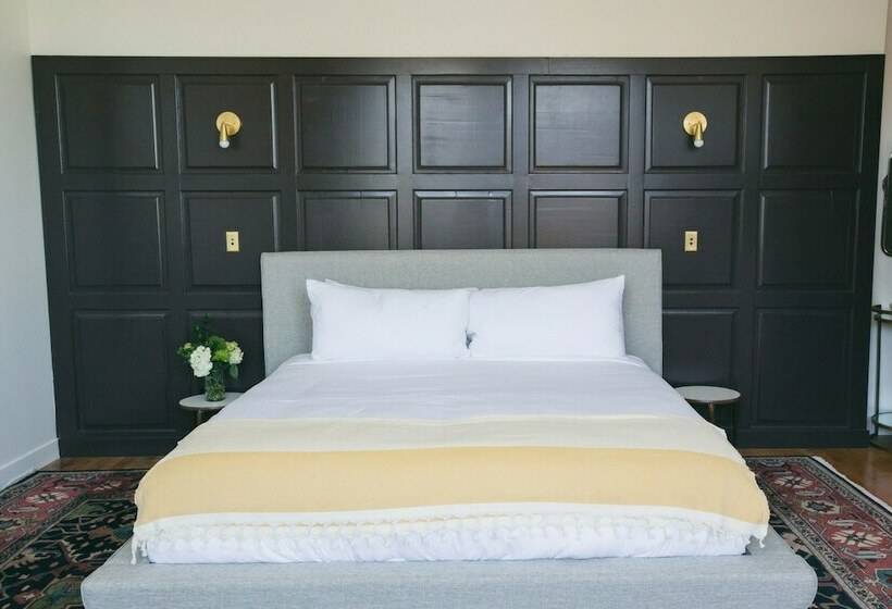 The Publishing House Bed And Breakfast