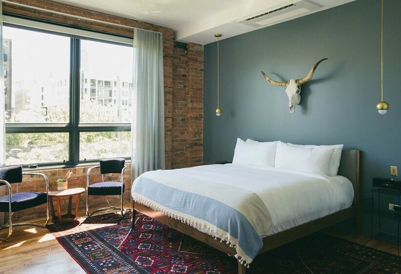 The Publishing House Bed And Breakfast