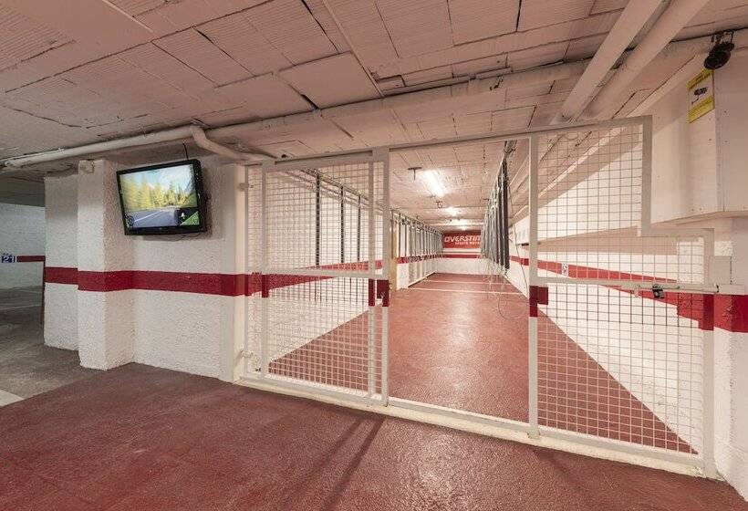 هتل Apartamentos La Solana