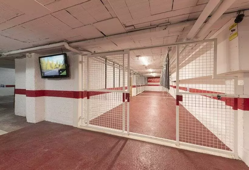 هتل Apartamentos La Solana