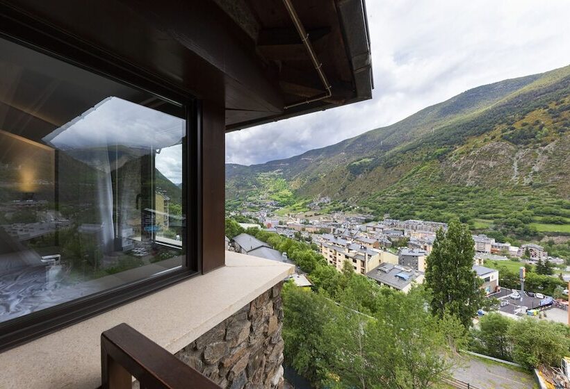 هتل Apartamentos La Solana