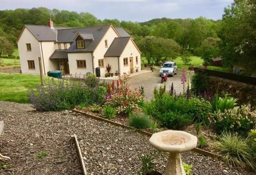 Acorn Farm B&b