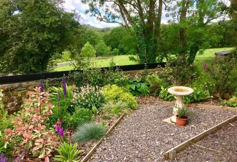 Acorn Farm B&b