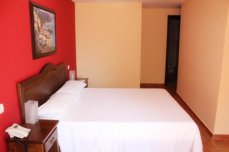 호스텔 Hostal Don Lucas