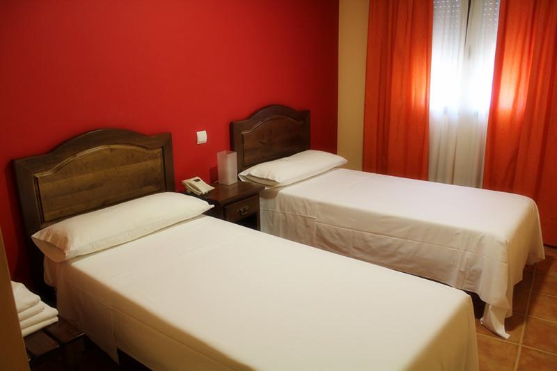 호스텔 Hostal Don Lucas