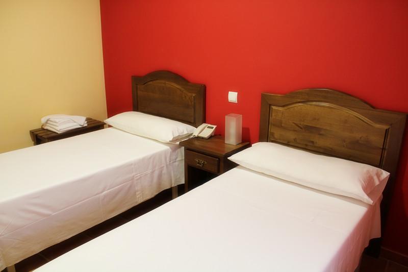 호스텔 Hostal Don Lucas