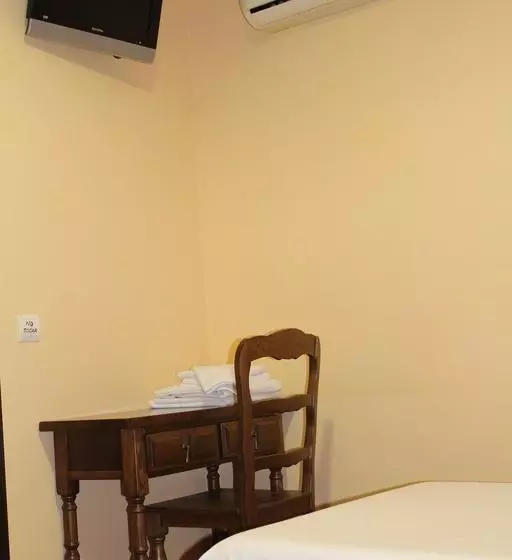 هاستل Hostal Don Lucas