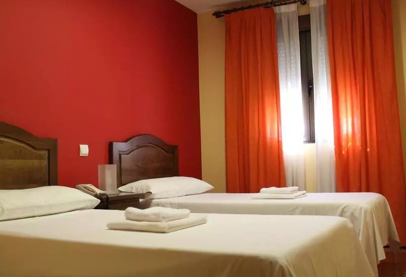 هاستل Hostal Don Lucas