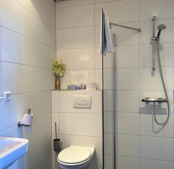 فندق Het Wapen Van Rhoon