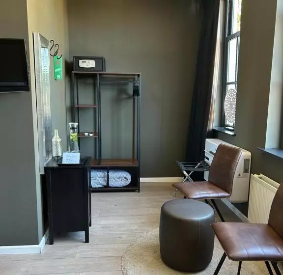 Hotelli Het Wapen Van Rhoon