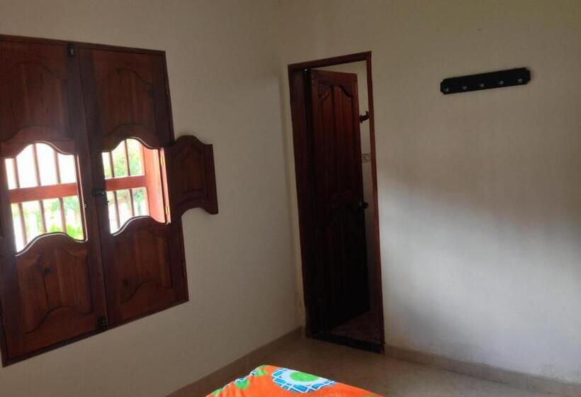 בית מלון כפרי Internacional Jardín