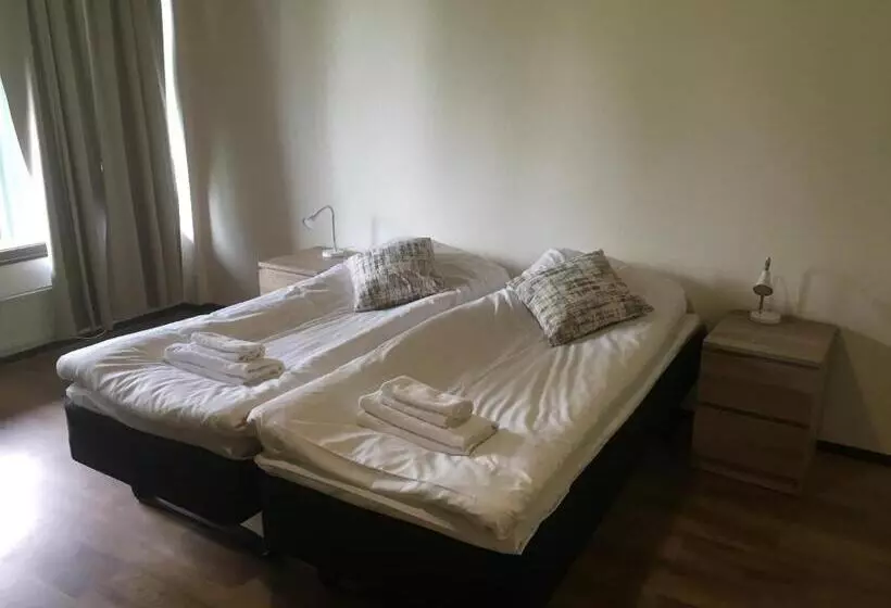 Hotelli Li Salpa
