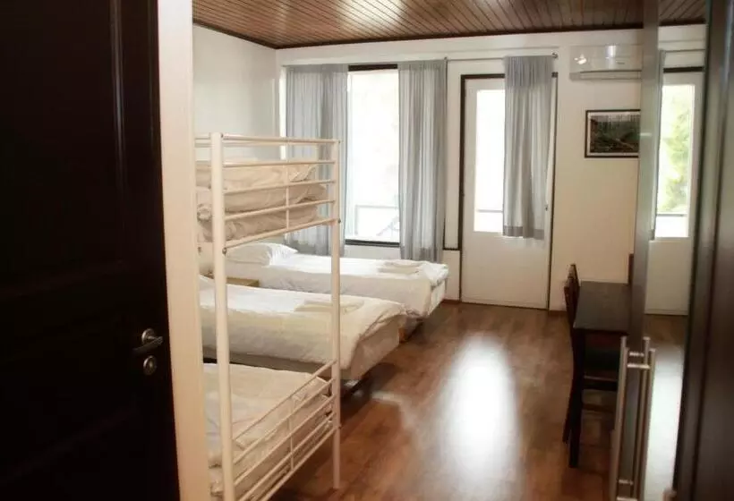 Hotelli Li Salpa