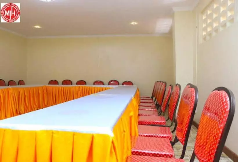 هتل The Machakos Courtyard Inn